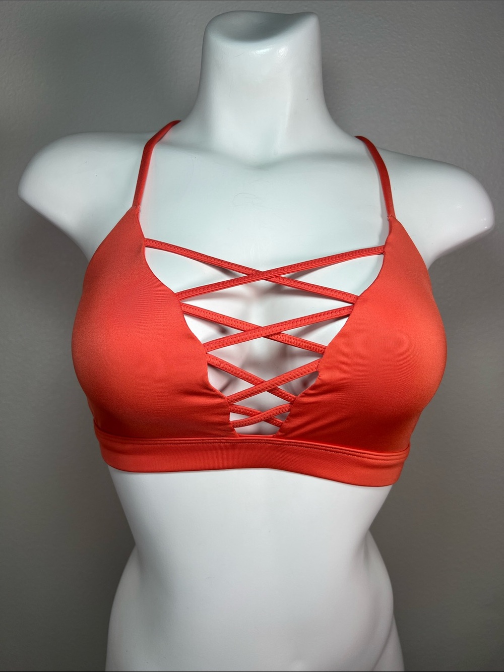 Victoria's Secret Coral Crisscross Front Sports Bralette MEDIUM